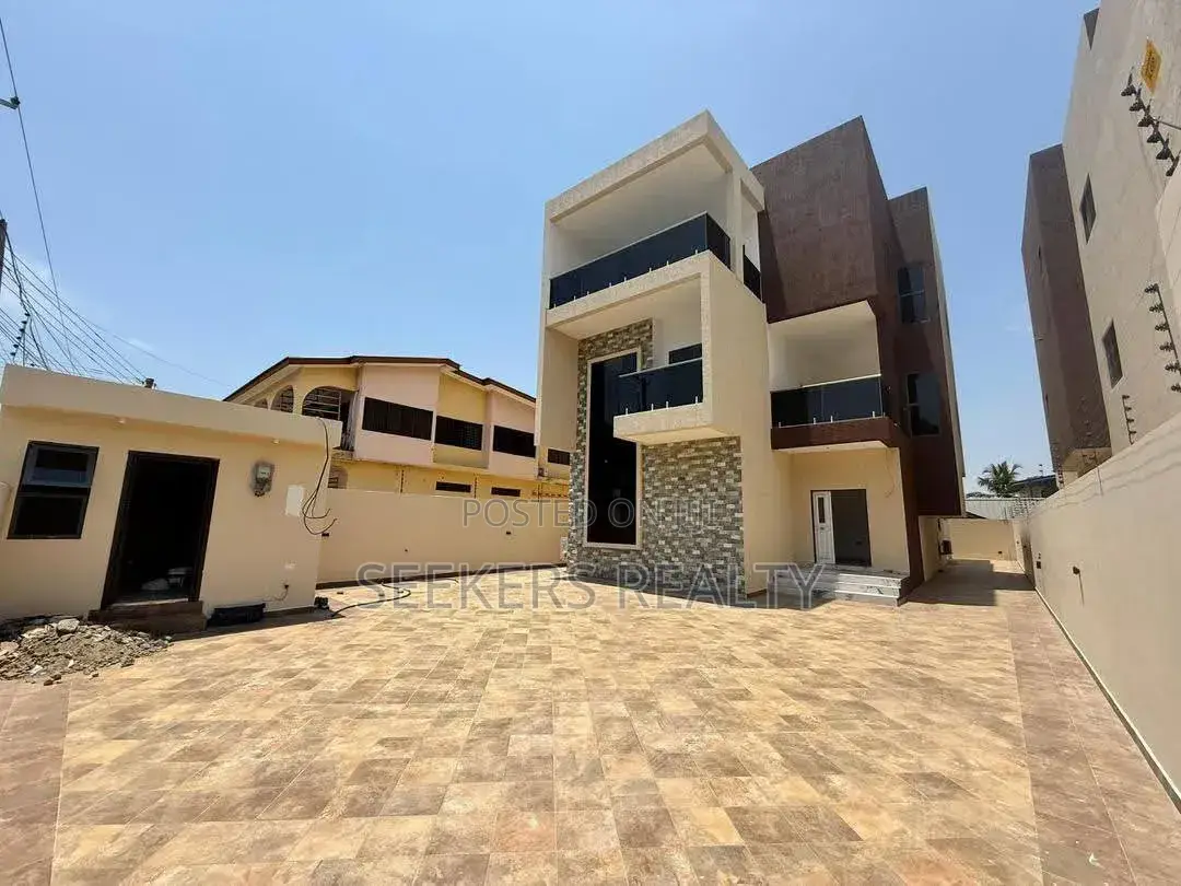 6bdrm House in Seekers Realty, American House for rent in American House