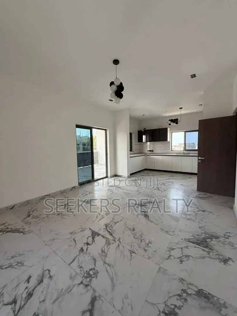 6bdrm House in Seekers Realty, American House for rent in American House