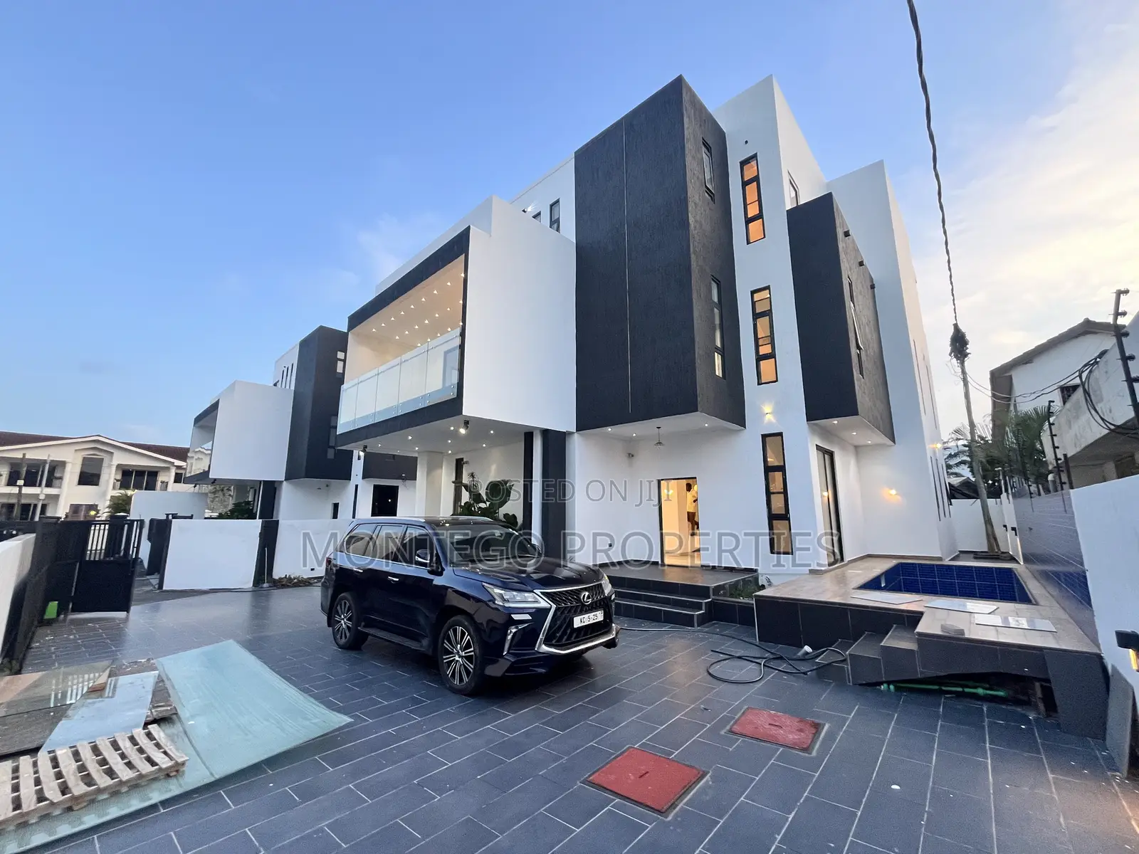 4bdrm House in East Legon for sale in East Legon