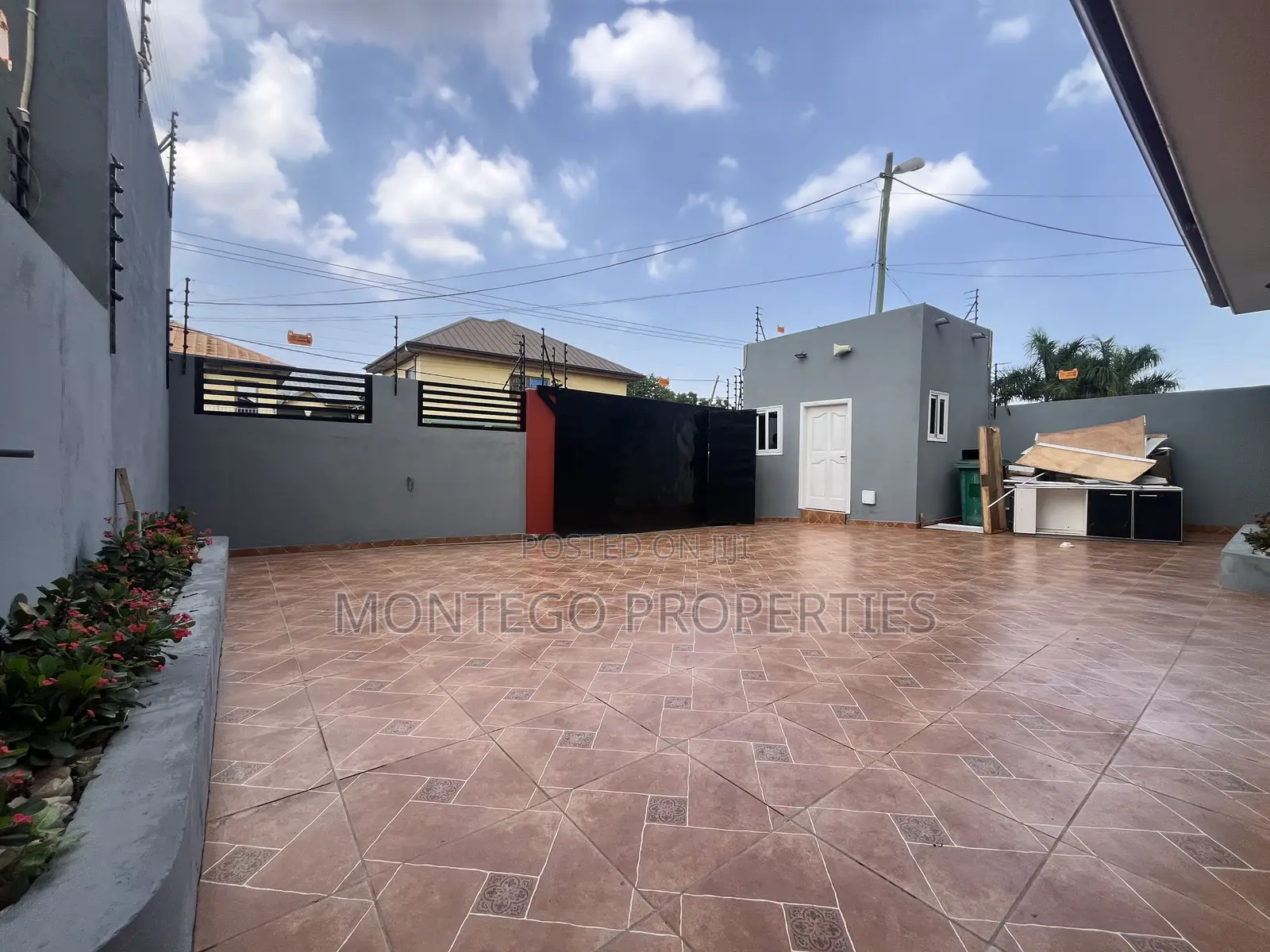 3bdrm House in East Legon for sale in East Legon