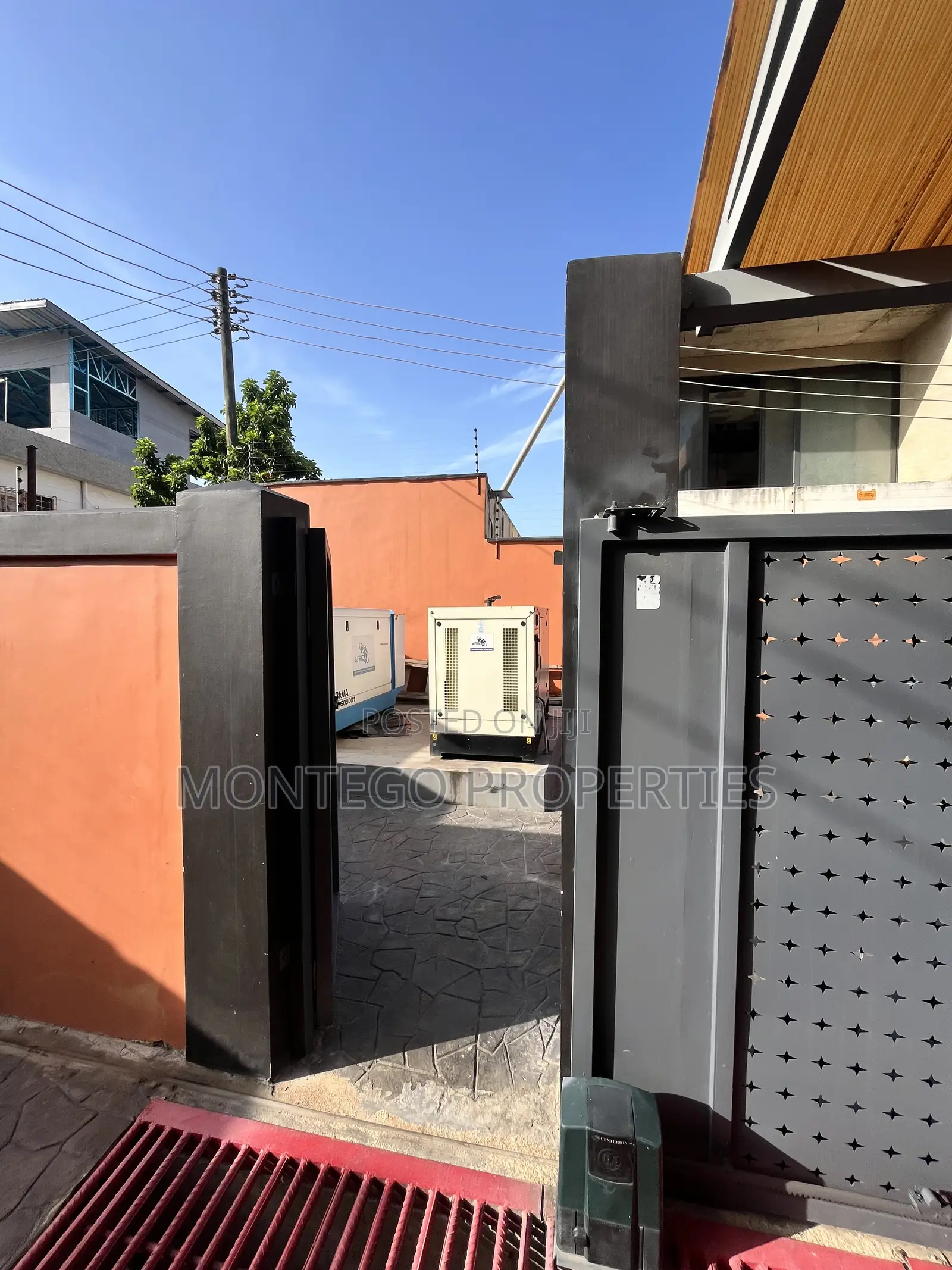 Furnished 4bdrm House in Cantonment, Cantonments for rent in Cantonments