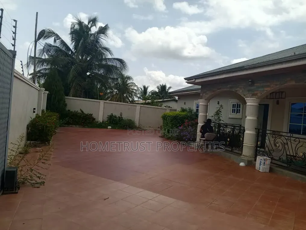 3bdrm House in Amasaman Cocobod for rent in Amasaman