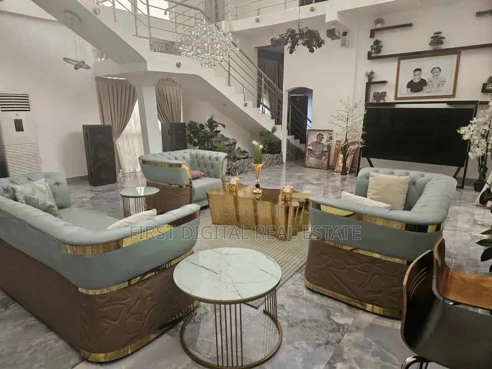7 Bedroom Mansion Furnished for Sale at Roman Ridge in Police Station