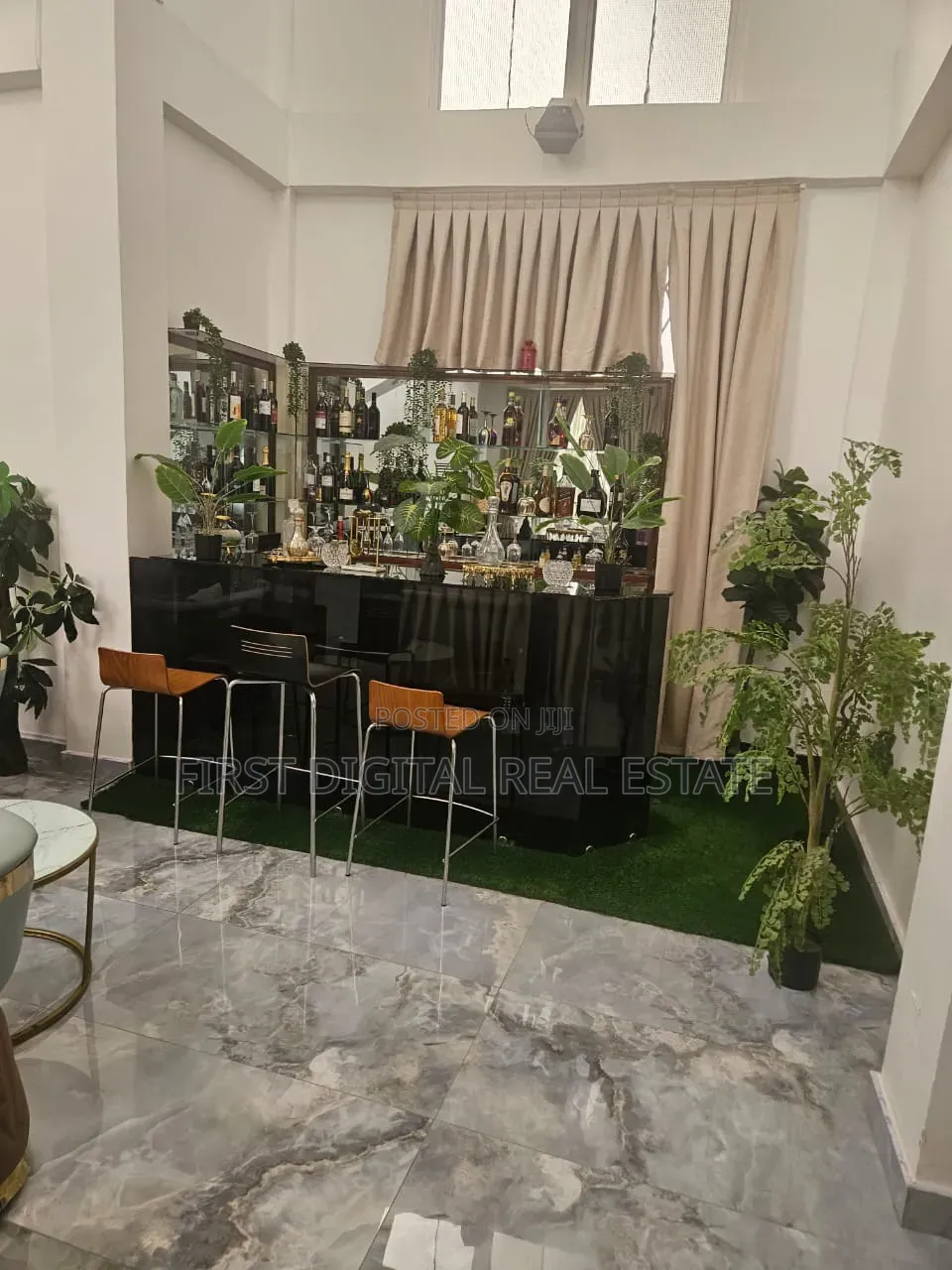 7 Bedroom Mansion Furnished for Sale at Roman Ridge in Police Station