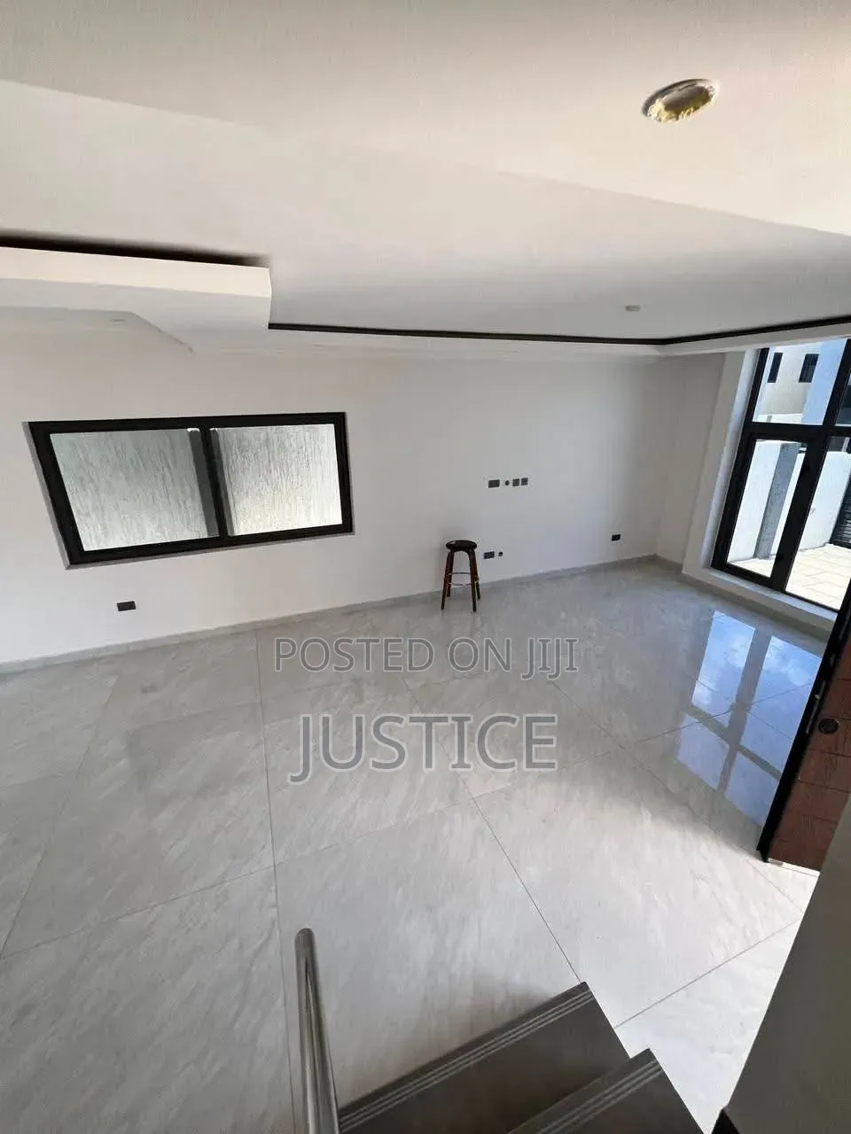 4bdrm House in East Airport for sale in Airport Residential Area