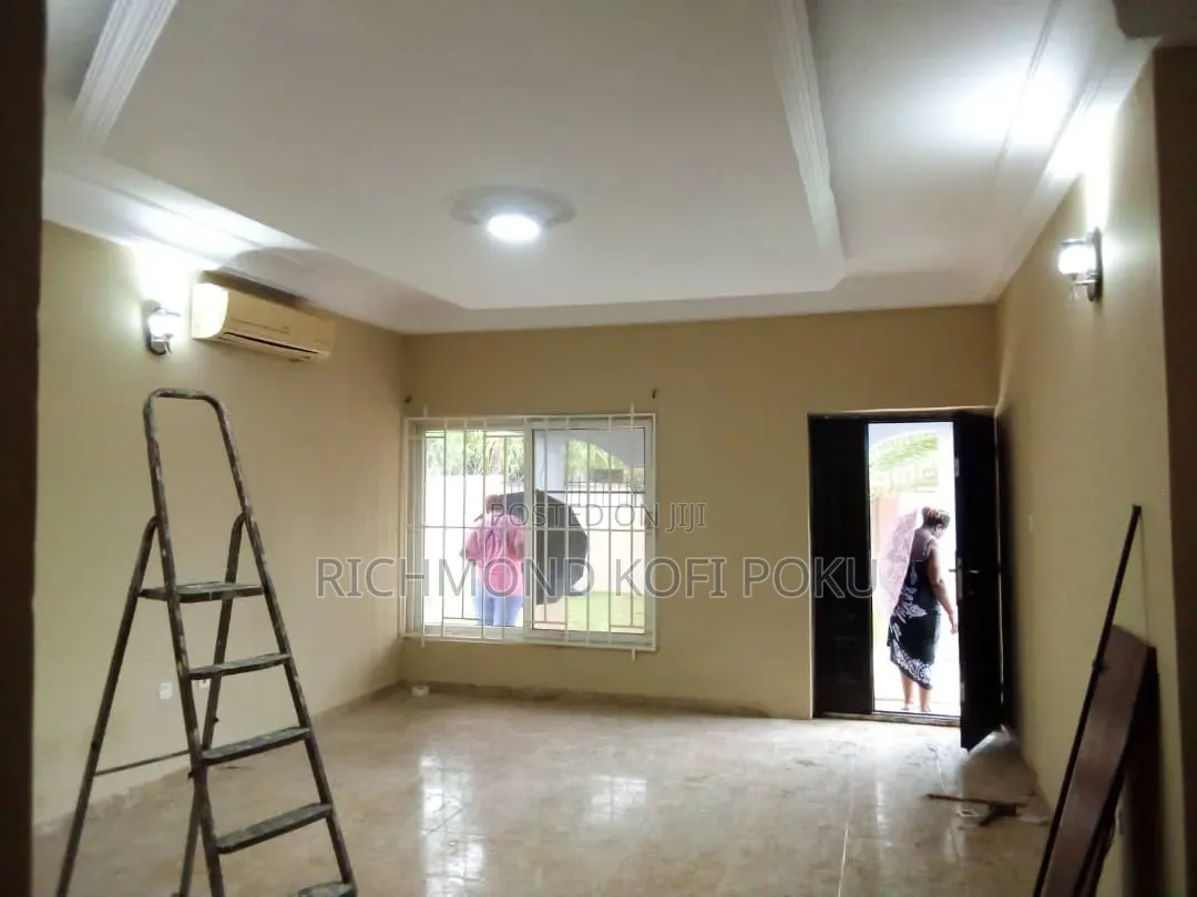 3bdrm House in Kofis Realty, Spintex for rent in Spintex