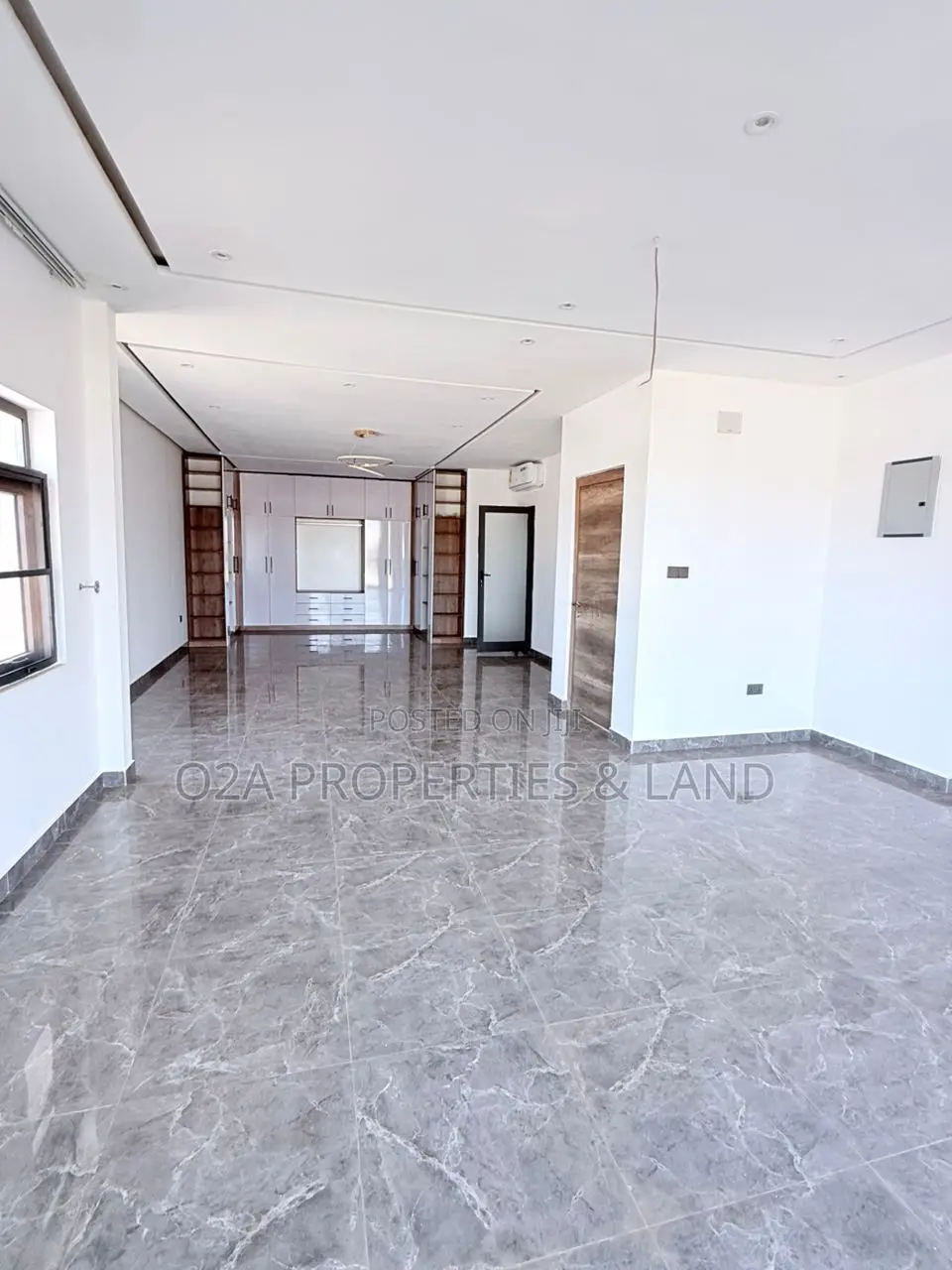 4bdrm House in Lakeside Estate for sale in Lake Side Estate