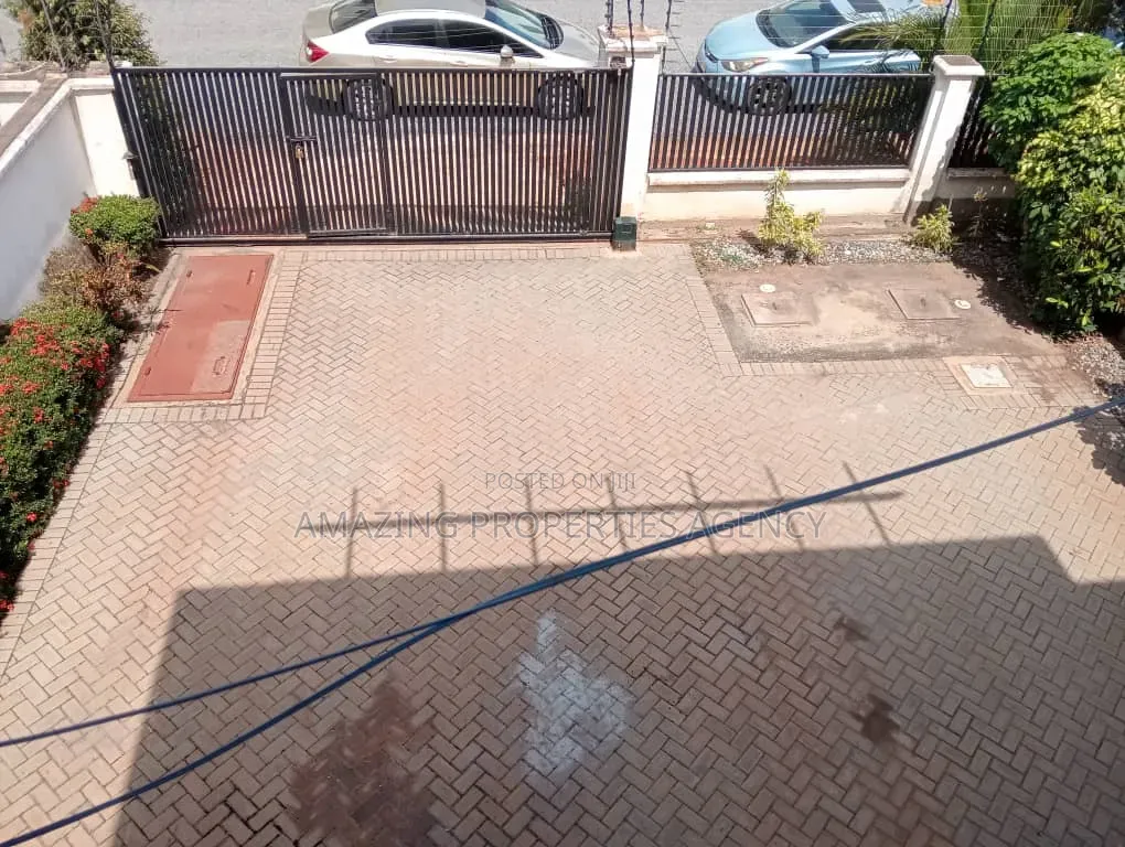 4bdrm House in Tse-Addo, Airport Residential Area for rent in Airport Residential Area