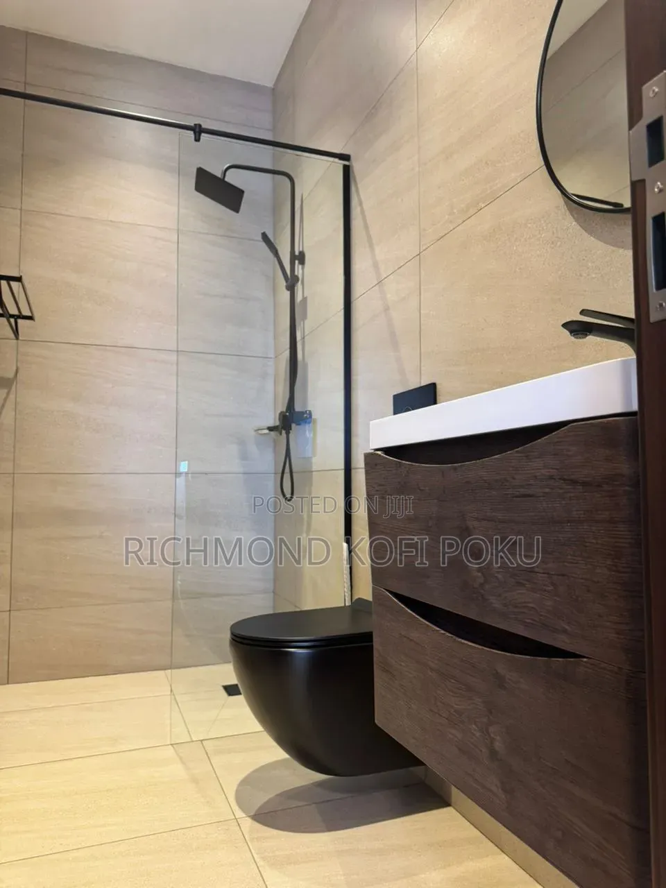 Furnished 3bdrm Townhouse / Terrace in Kofis Realty, Lashibi for rent in Lashibi
