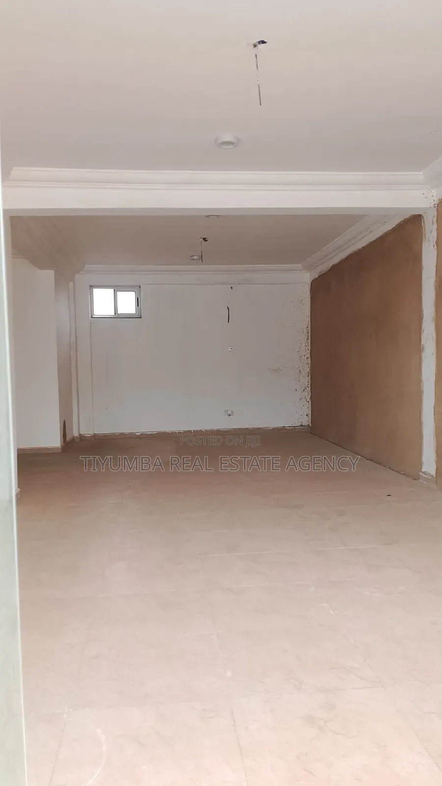 3in1 Shop for Rent at Achimota. in Neoplan