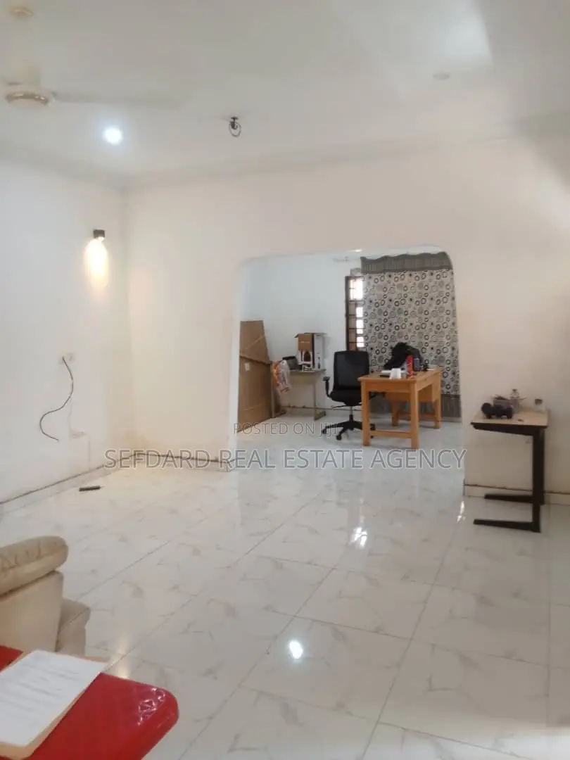3bdrm House in Sefdard Properties, West Legon for rent in West Legon