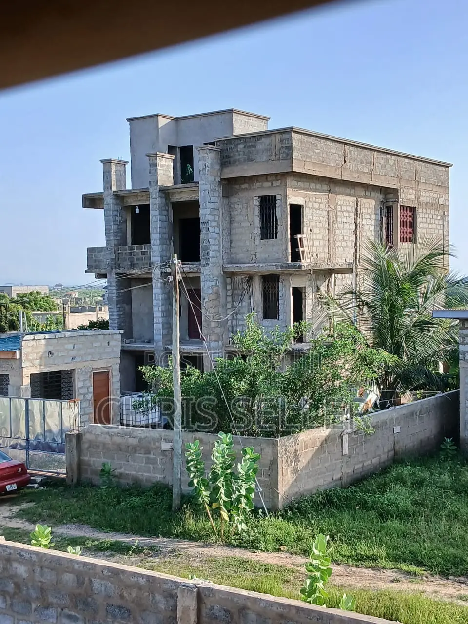 6bdrm Mansion in Prampram for sale in Prampram