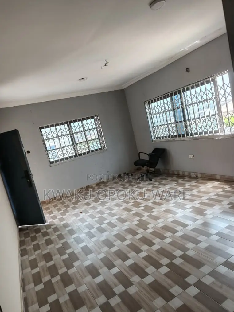 1bdrm Apartment in Kwaku Opoku-Ware, Pokuase for rent in Pokuase