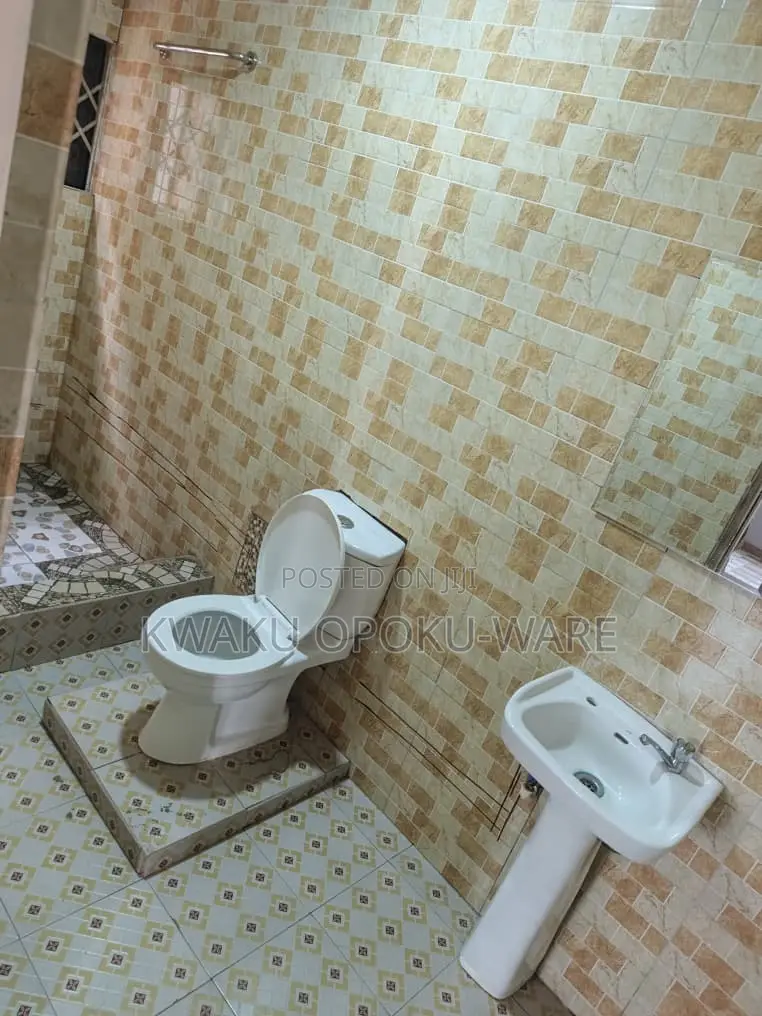 1bdrm Apartment in Kwaku Opoku-Ware, Pokuase for rent in Pokuase