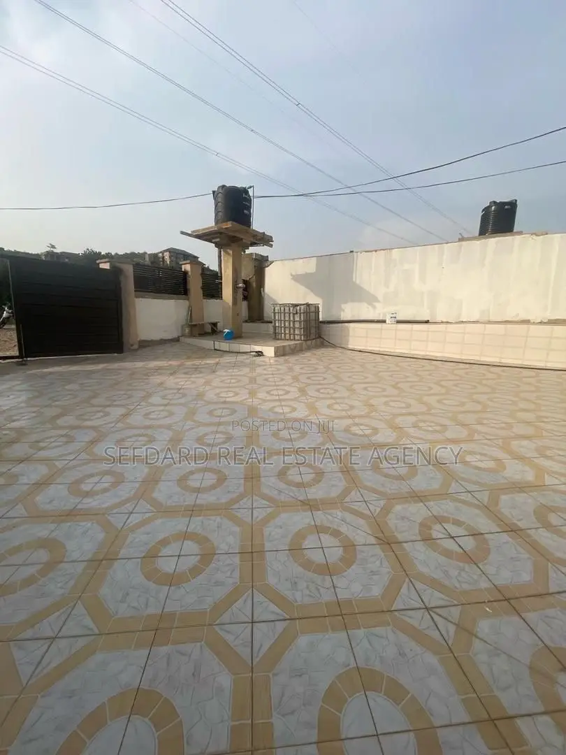 3bdrm House in Sefdard Properties, Kwabenya for sale in Kwabenya