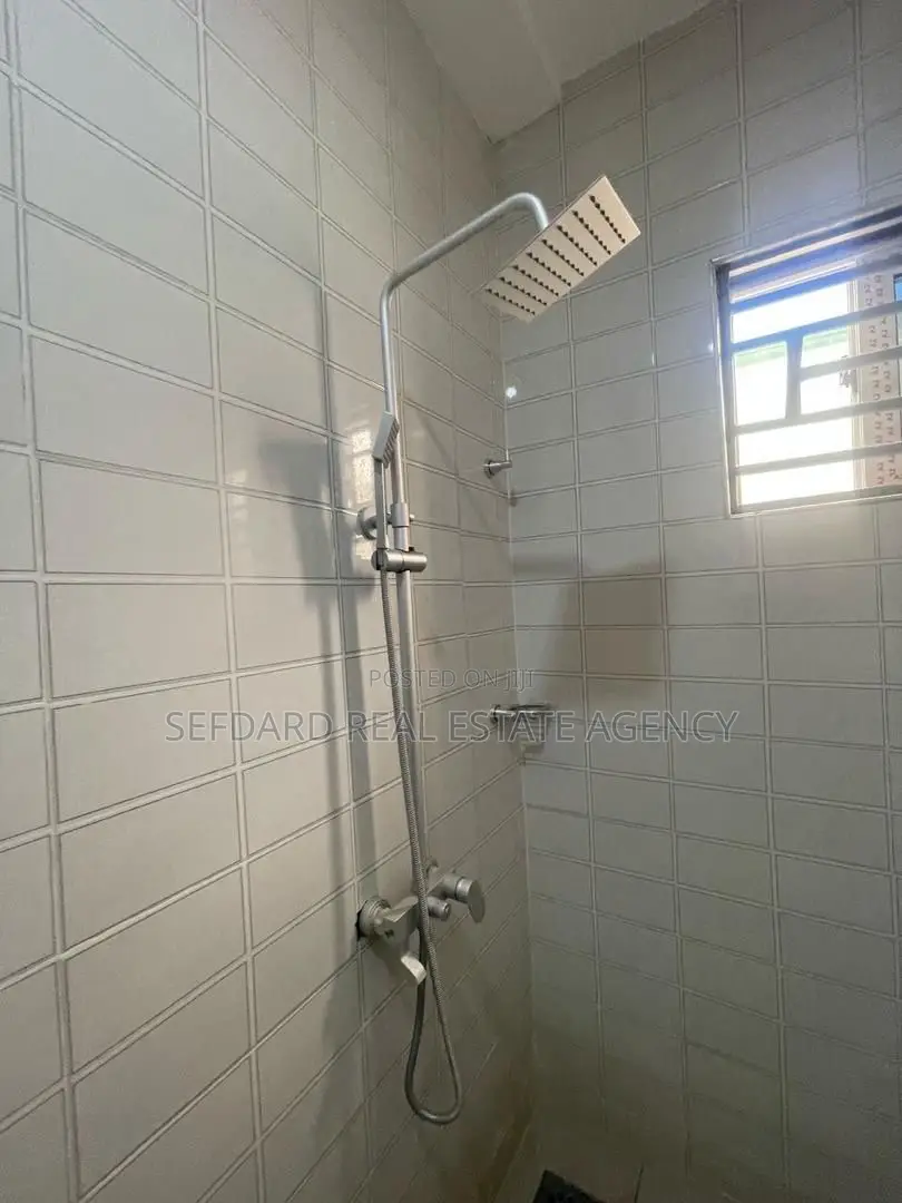 3bdrm House in Sefdard Properties, Kwabenya for sale in Kwabenya