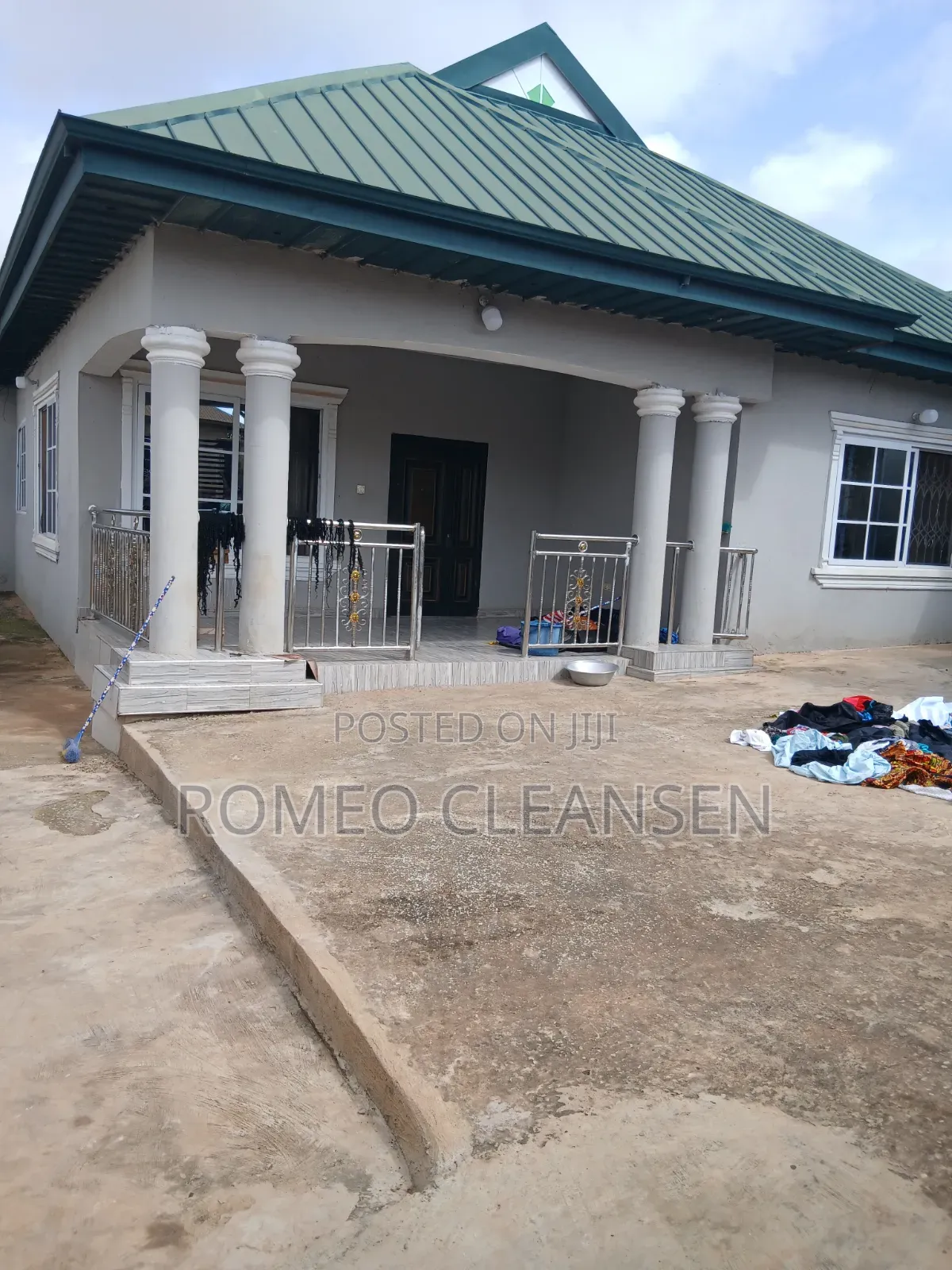 3bdrm House in Atonsu Feyiase, Kumasi Metropolitan for sale in Kumasi Metropolitan