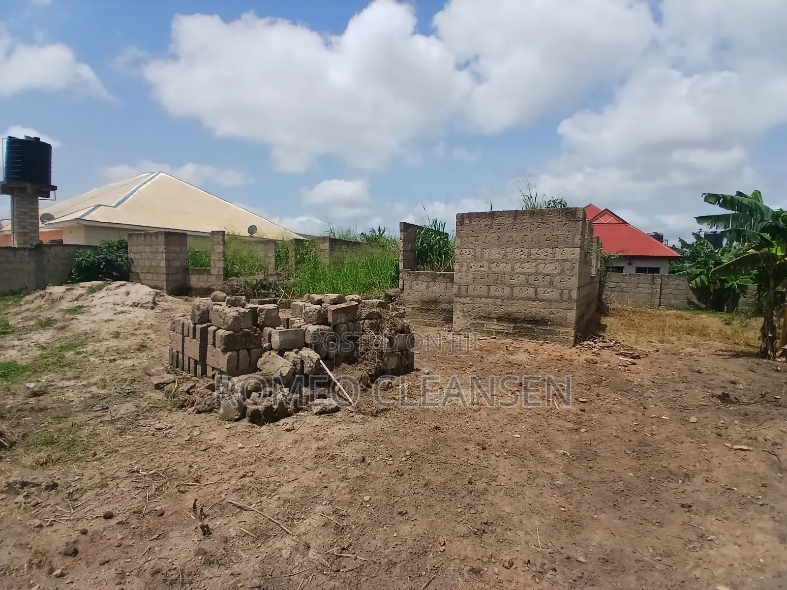 4bdrm Apartment in Atonsu Feyiase, Kumasi Metropolitan for sale in Kumasi Metropolitan