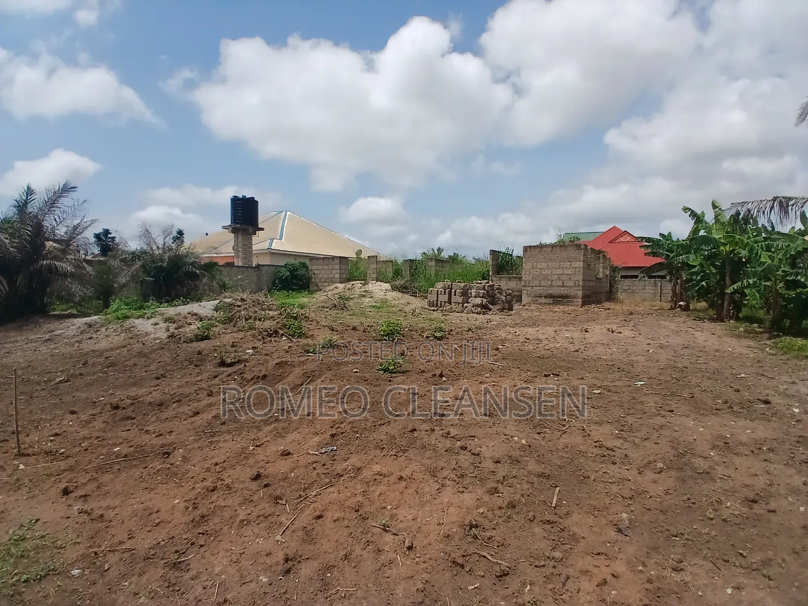 4bdrm Apartment in Atonsu Feyiase, Kumasi Metropolitan for sale in Kumasi Metropolitan