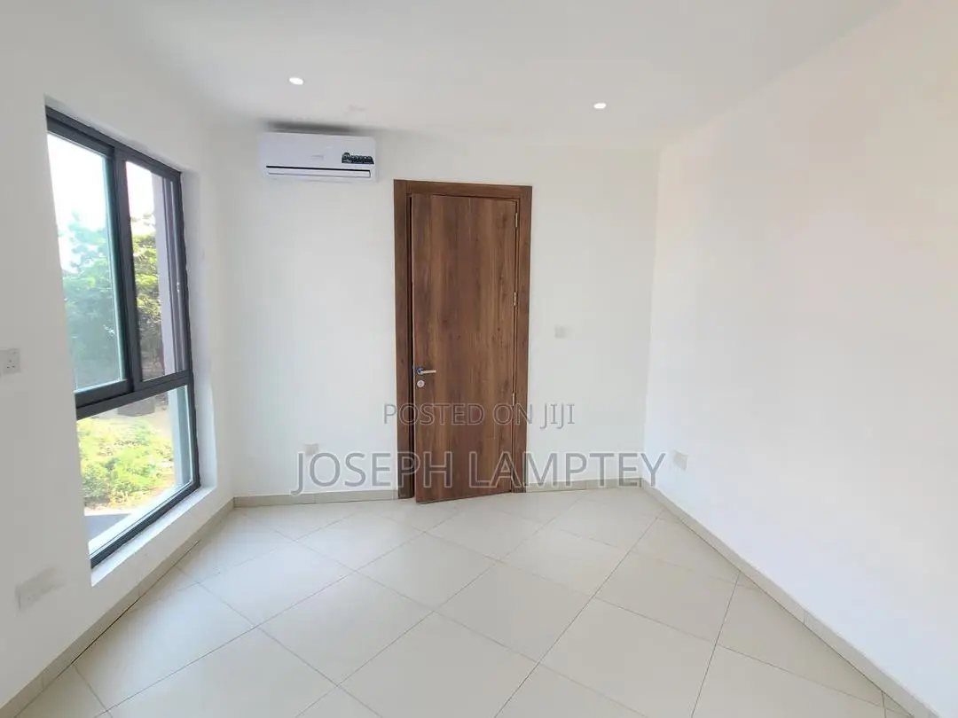 2bdrm Apartment in Joseph Lamptey, Airport Residential Area for sale in Airport Residential Area