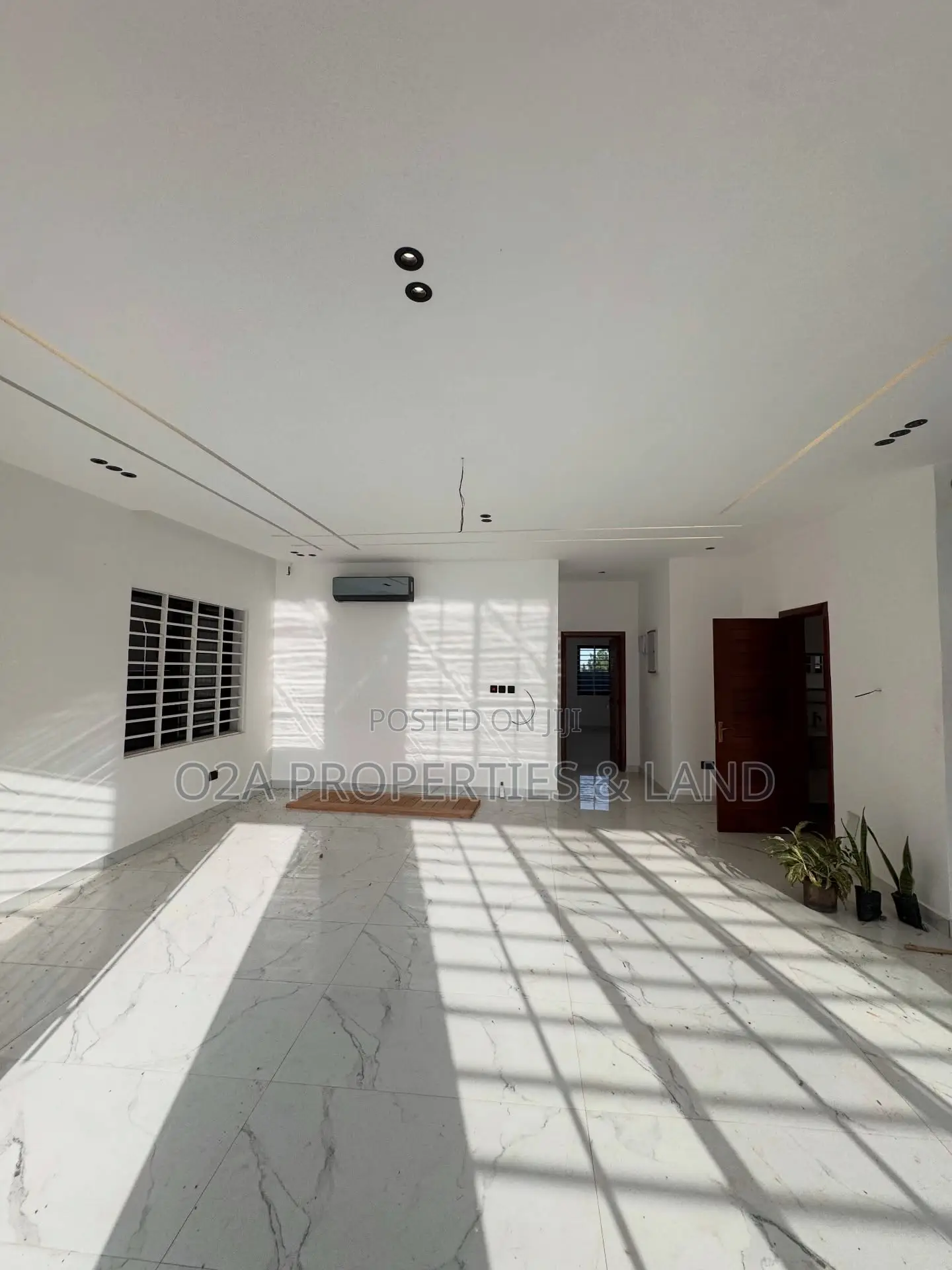 4bdrm House in Ayi Mensah, Ghana Flag for sale in Ghana Flag