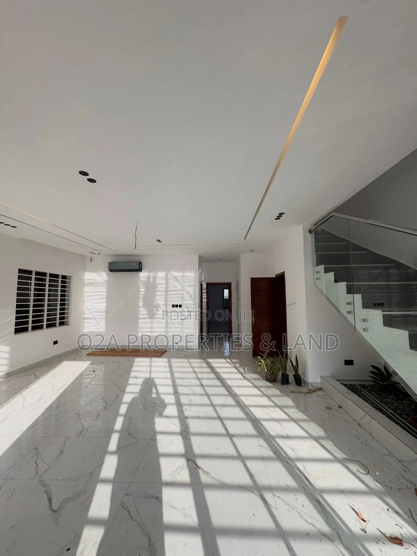 4bdrm House in Ayi Mensah, Ghana Flag for sale in Ghana Flag
