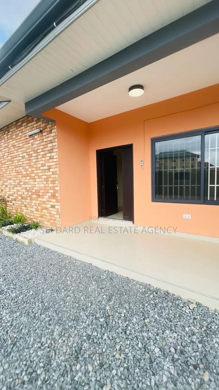 3bdrm House in Sefdard Properties, Pokuase for sale in Pokuase