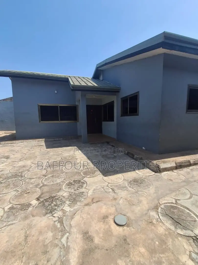 3bdrm House in School Junction for rent in School Junction