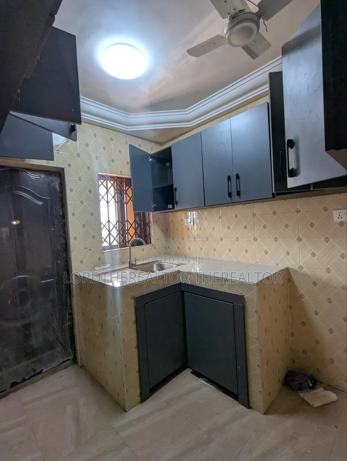 2bdrm Apartment in Ofankor for rent in Ofankor