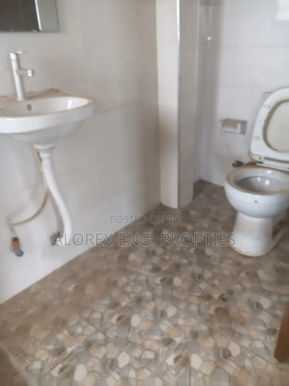 3bdrm Apartment in Amanfro, Frafraha for rent in Frafraha