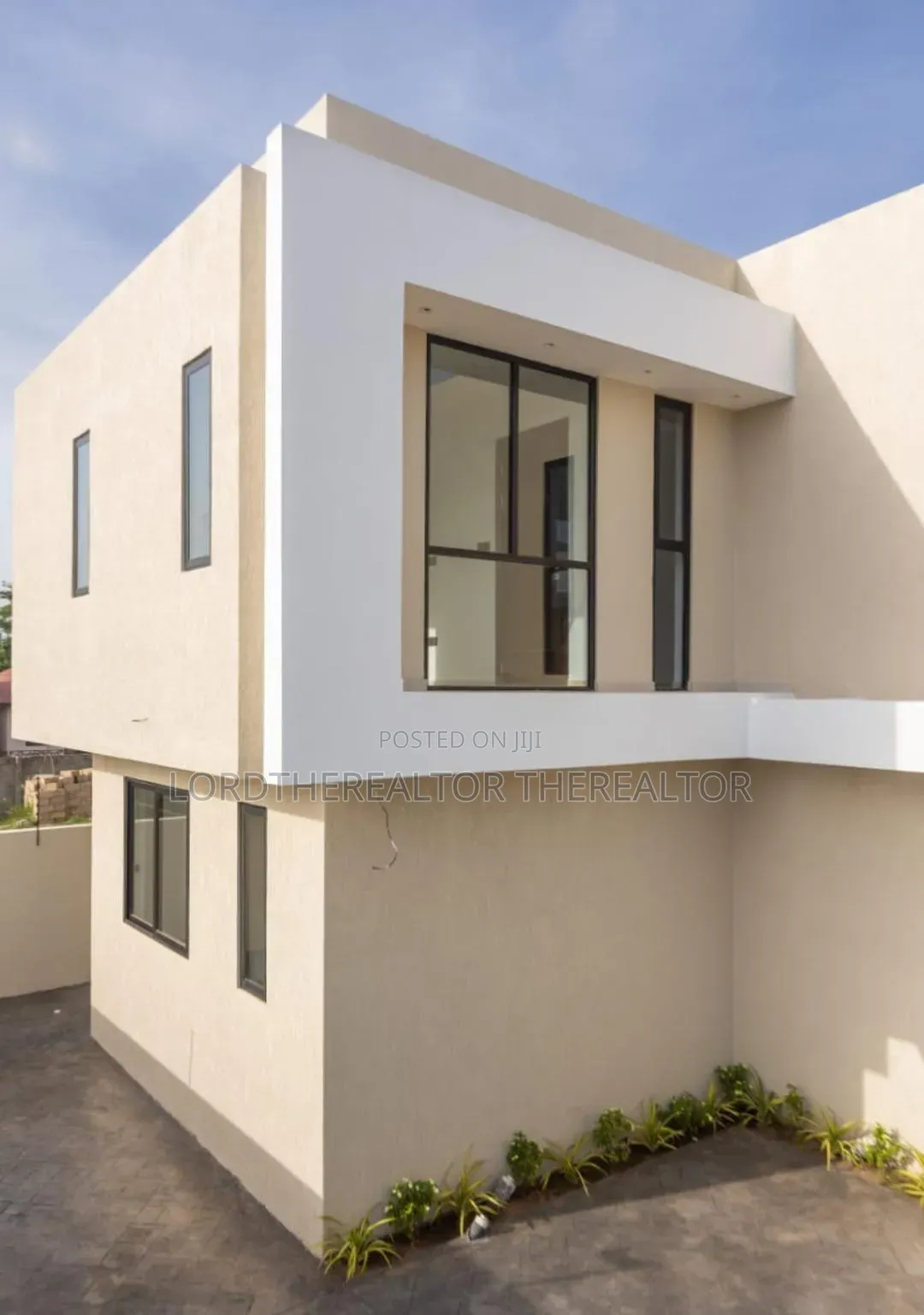 4bdrm House in Ghana Flag for sale in Ghana Flag