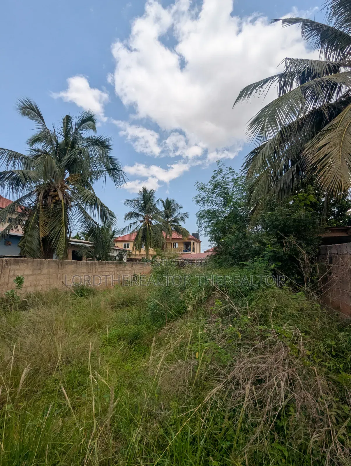 Half Plot for Sale in Ghana Flag