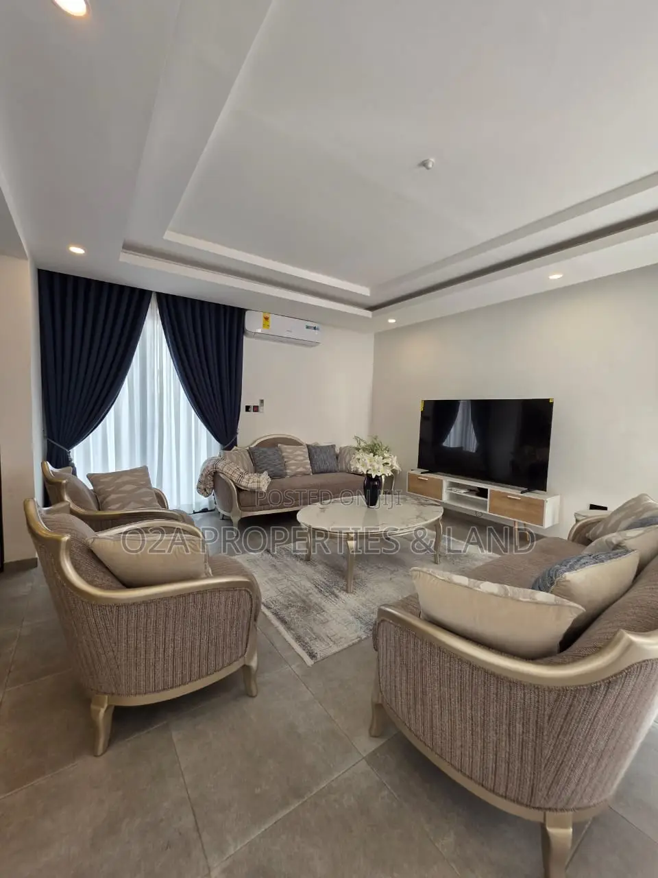 Furnished 3bdrm Townhouse / Terrace in East Legon, Police Station in Police Station