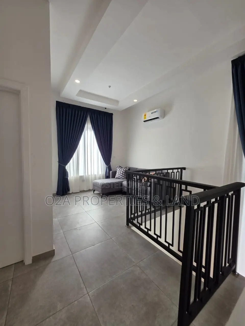 Furnished 3bdrm Townhouse / Terrace in East Legon, Police Station in Police Station