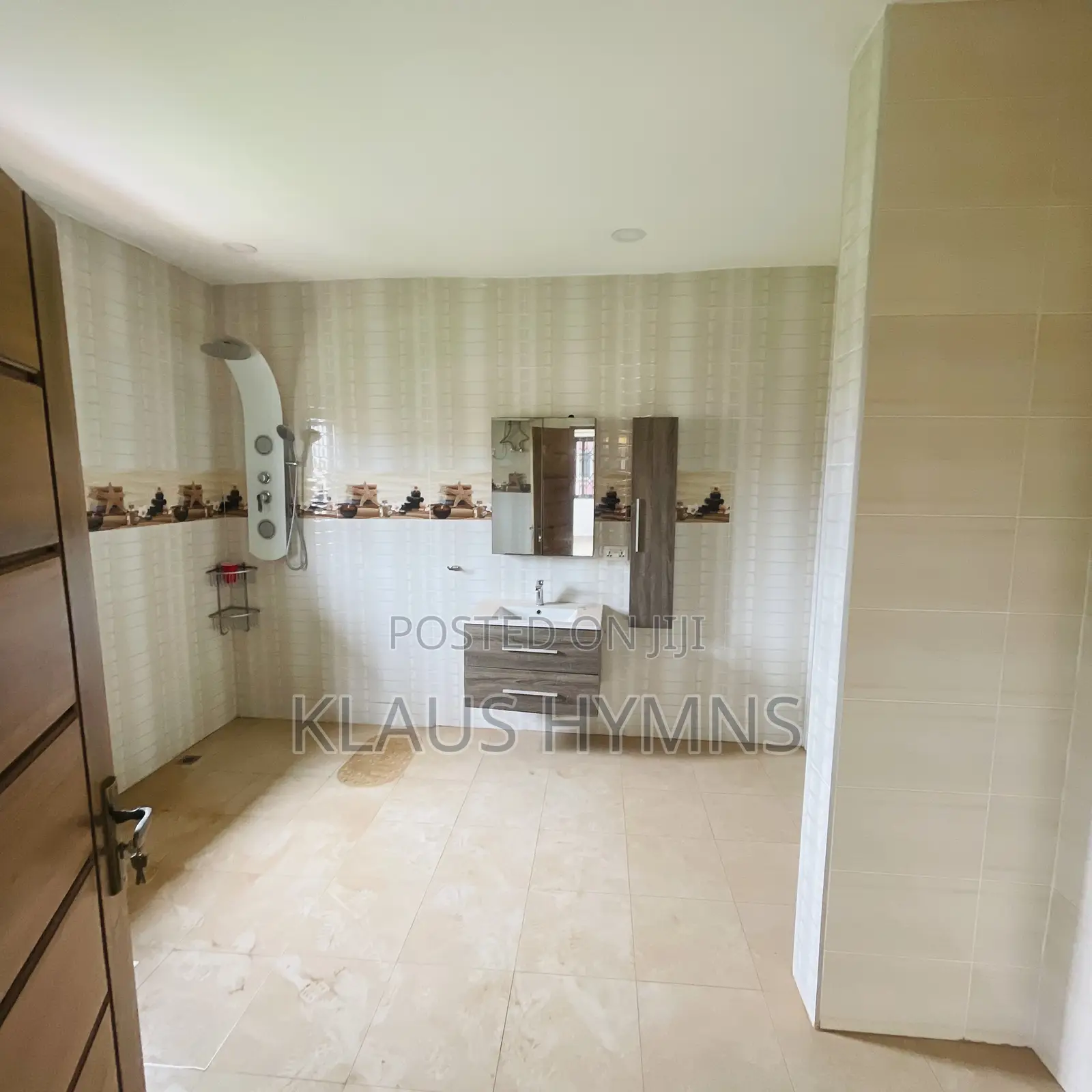 3bdrm Apartment in Graymanproperties, Lake Side Estate for rent in Lake Side Estate