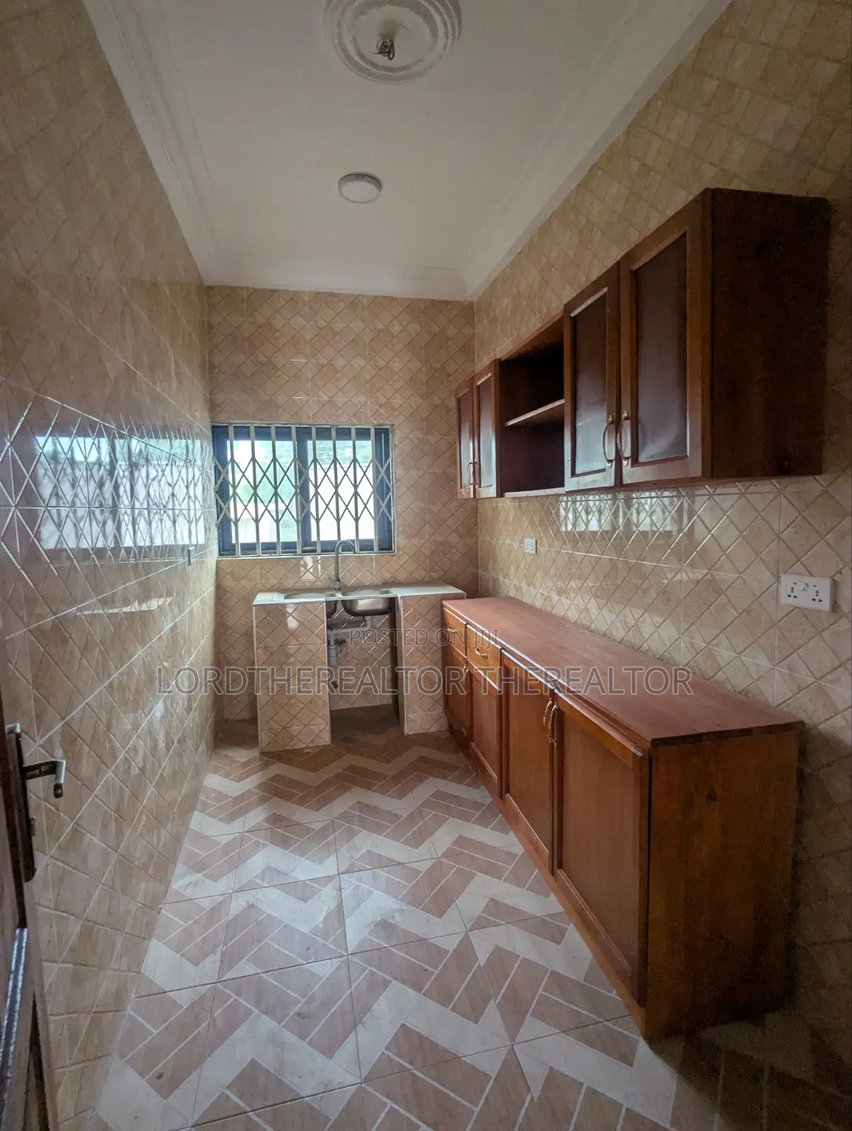 2bdrm Apartment in Pokuase for rent in Pokuase