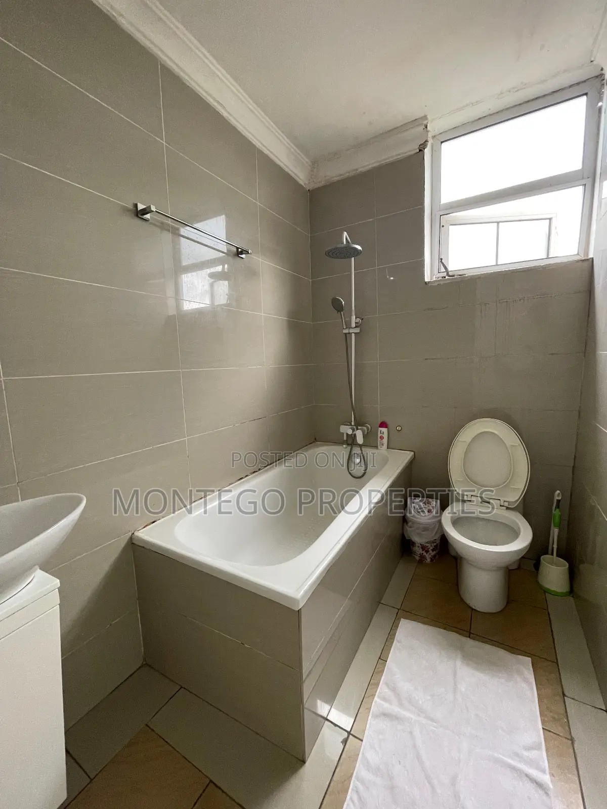 3bdrm Apartment in Shiashie, East Legon for rent in East Legon