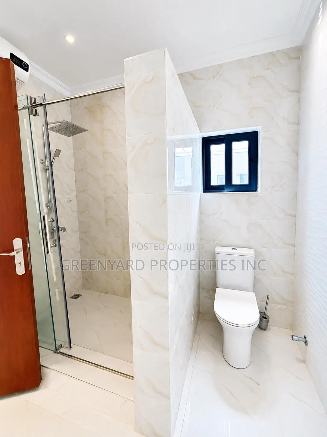 5bdrm Townhouse / Terrace in Lagos Ave, East Legon for rent in East Legon