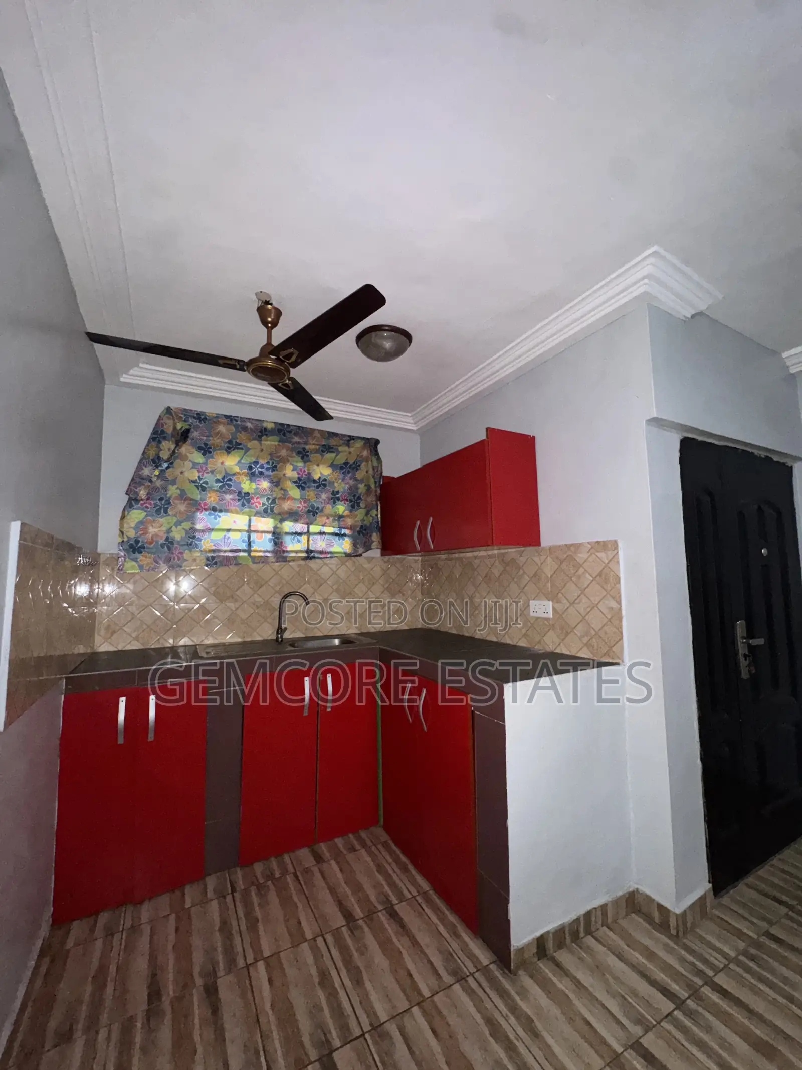 1bdrm Apartment in School Junction, Ashaley Botwe for rent in Ashaley Botwe