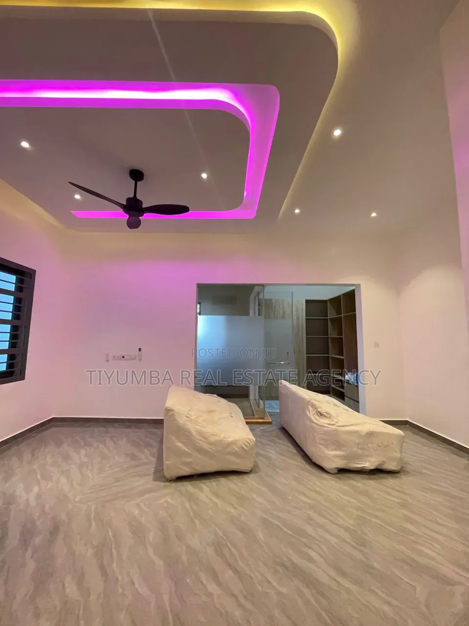 6bdrm Mansion in Tiyumba, Police Station for sale in Police Station