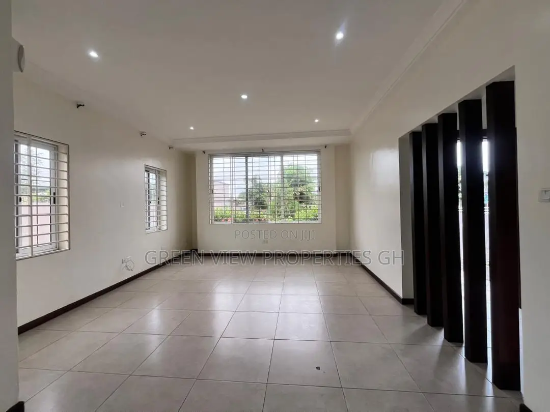 3bdrm Duplex in East Legon for rent in East Legon