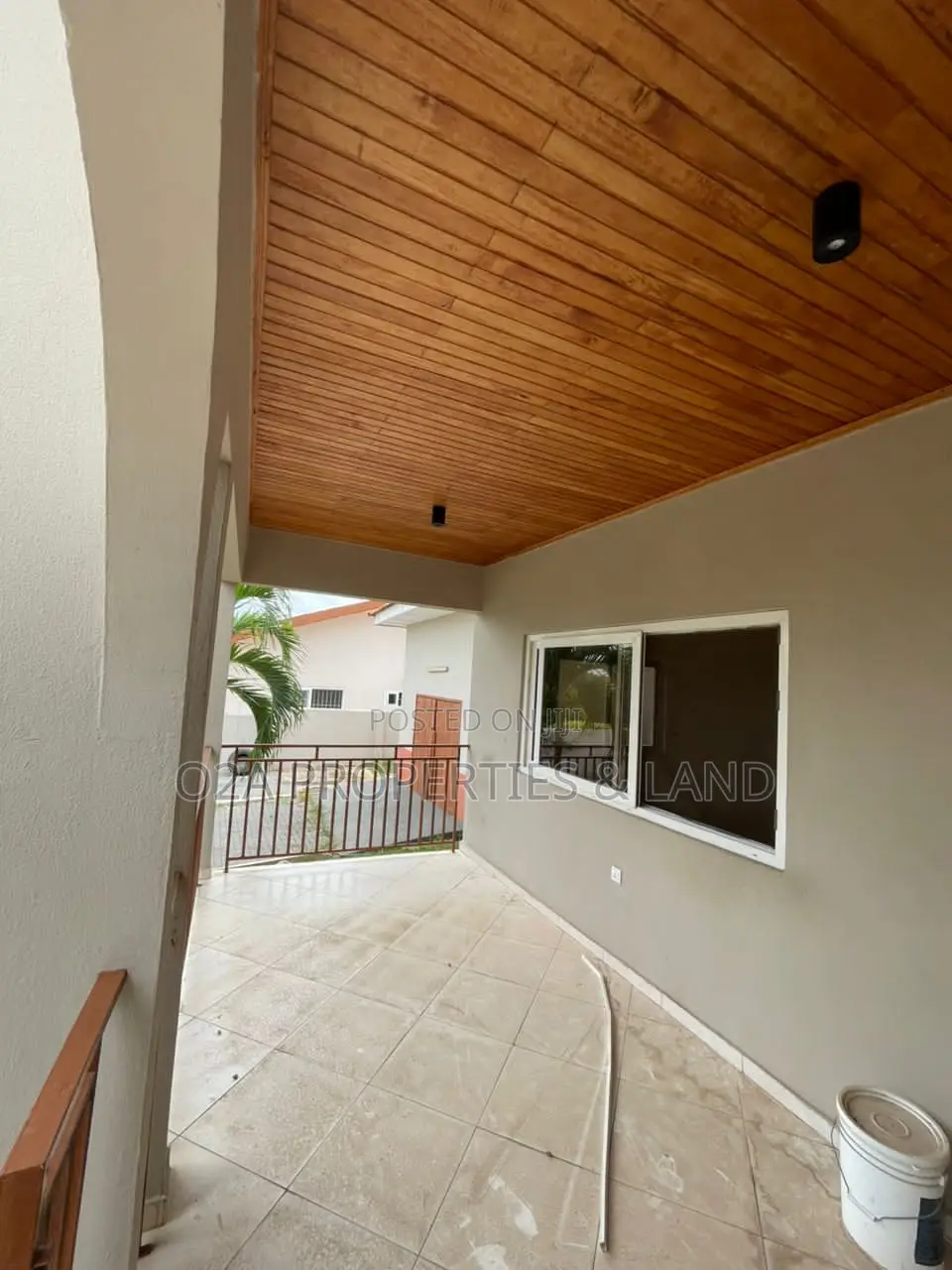5bdrm House in Regimaul Gray Estate, Airport Residential Area for sale in Airport Residential Area