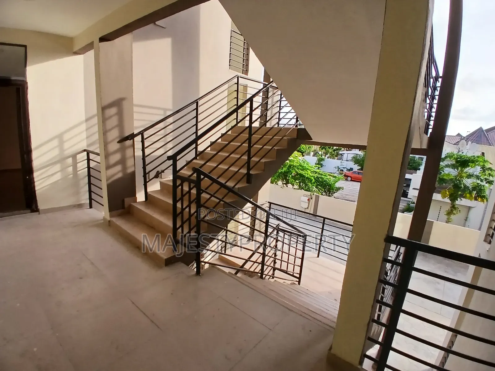 3bdrm Apartment in Batsona, Baatsona Total for rent in Baatsona Total