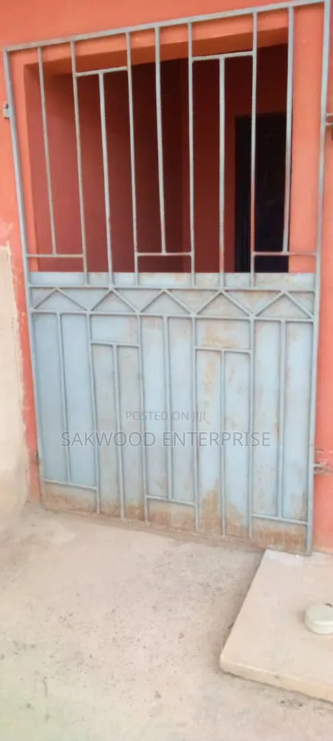 1bdrm Apartment in Sakwood Enterprise, Police Station for rent in Police Station
