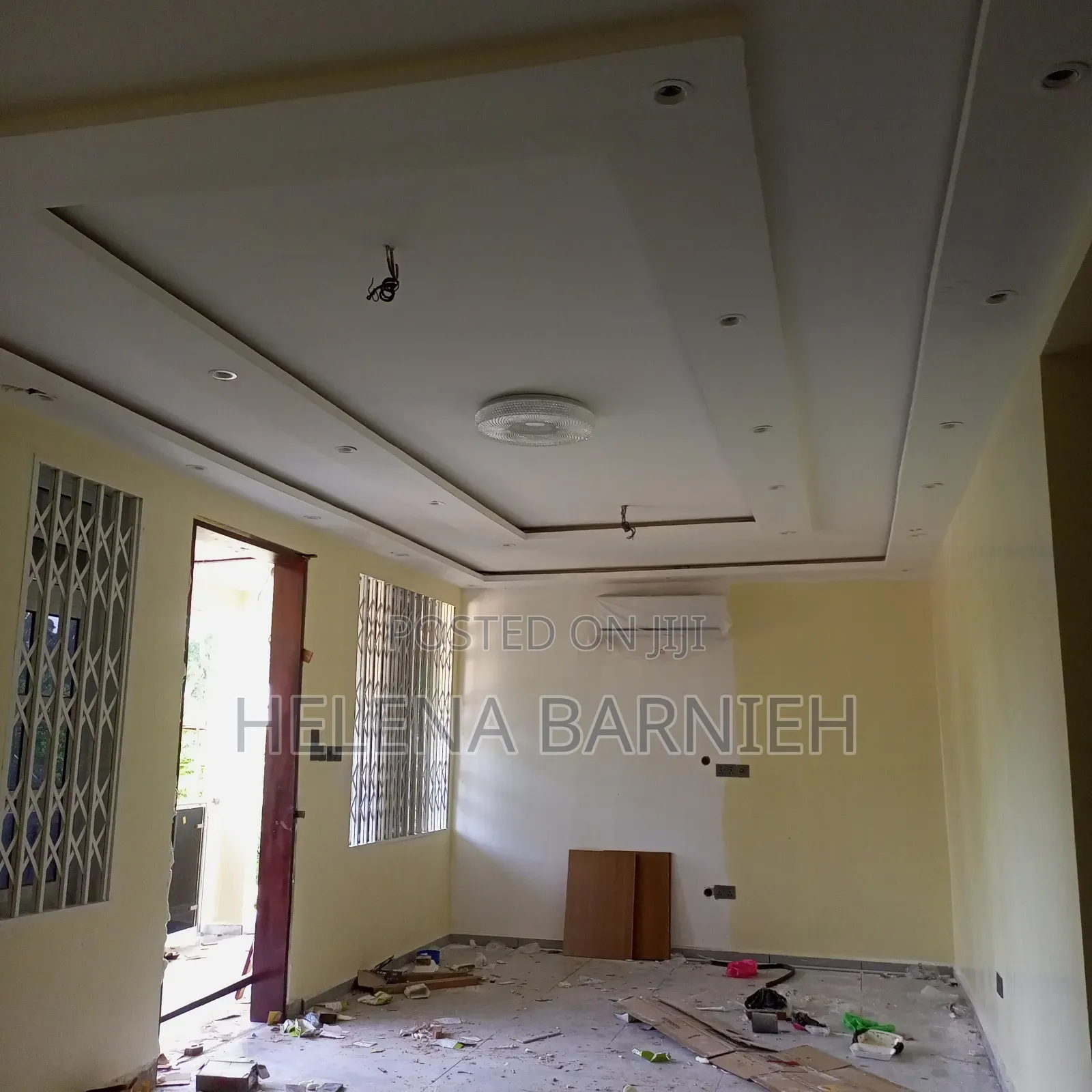 2bdrm Apartment in Helena Estate Agency, Overhead for rent in Overhead