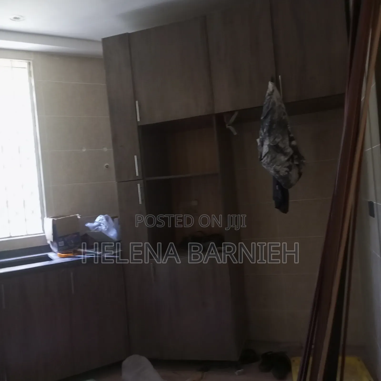 2bdrm Apartment in Helena Estate Agency, Overhead for rent in Overhead