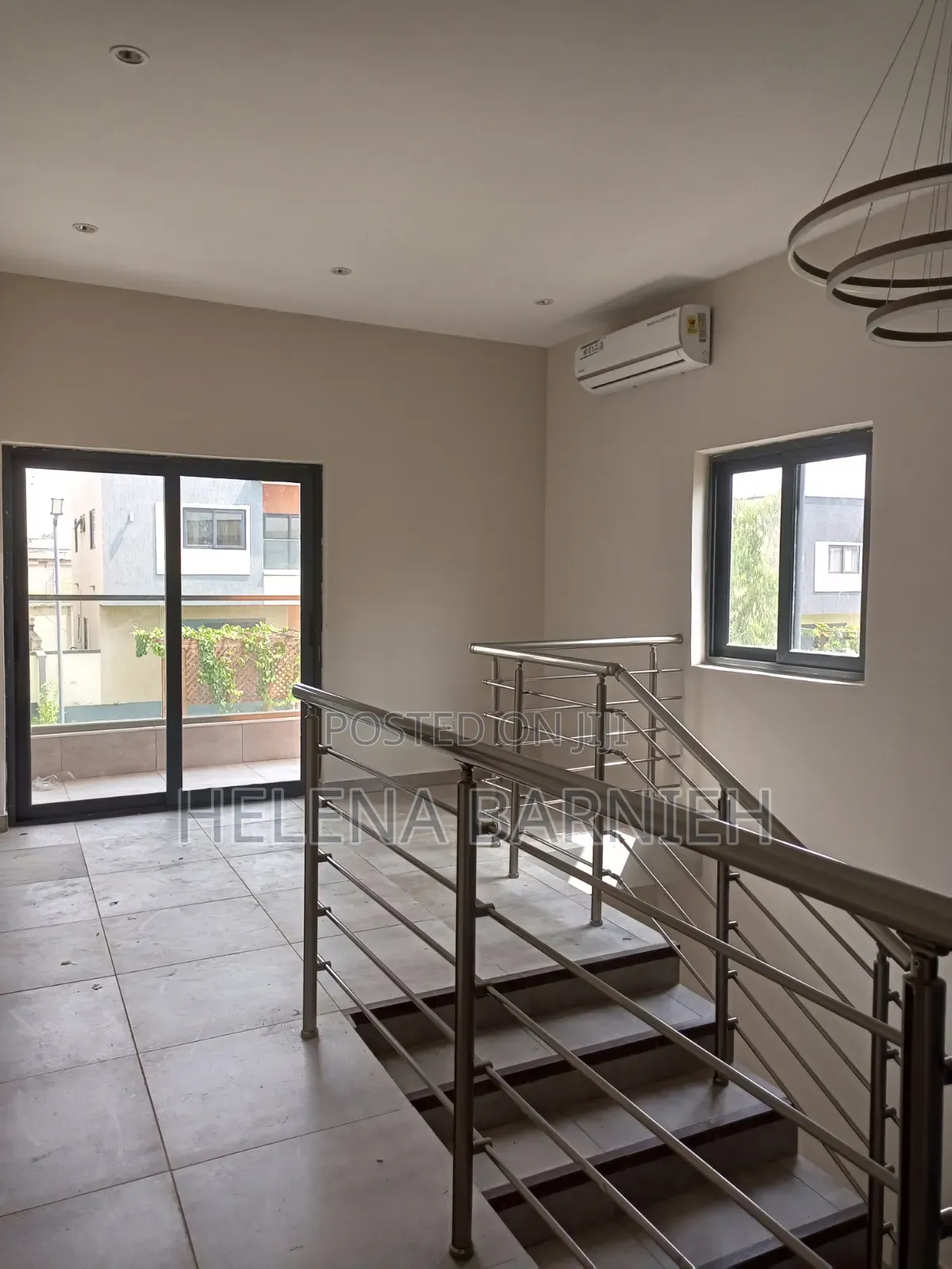 3bdrm House in Helena Estate Agency, Overhead for rent in Overhead