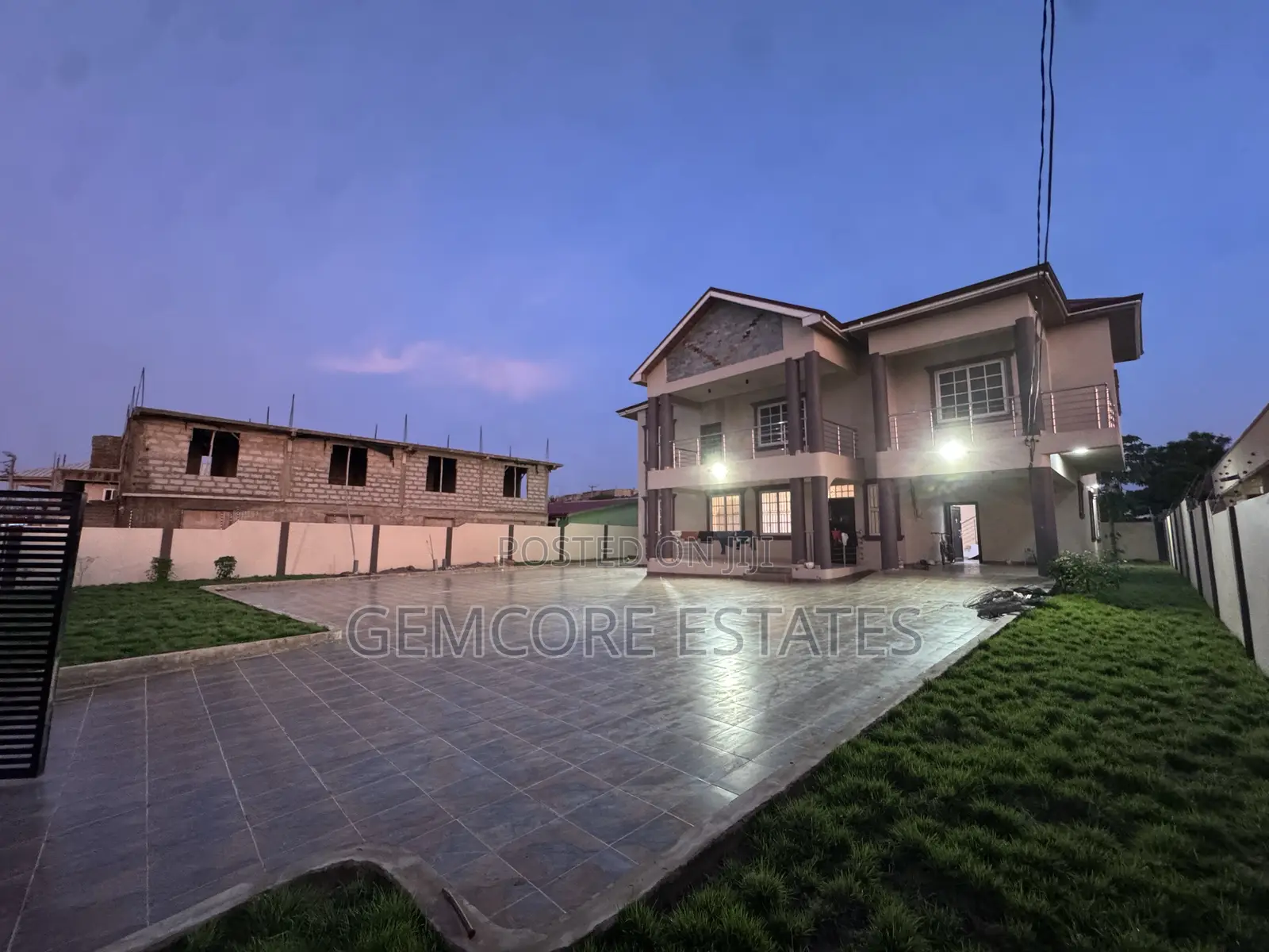 5bdrm House in School Junction, Adjiriganor for rent in Adjiriganor