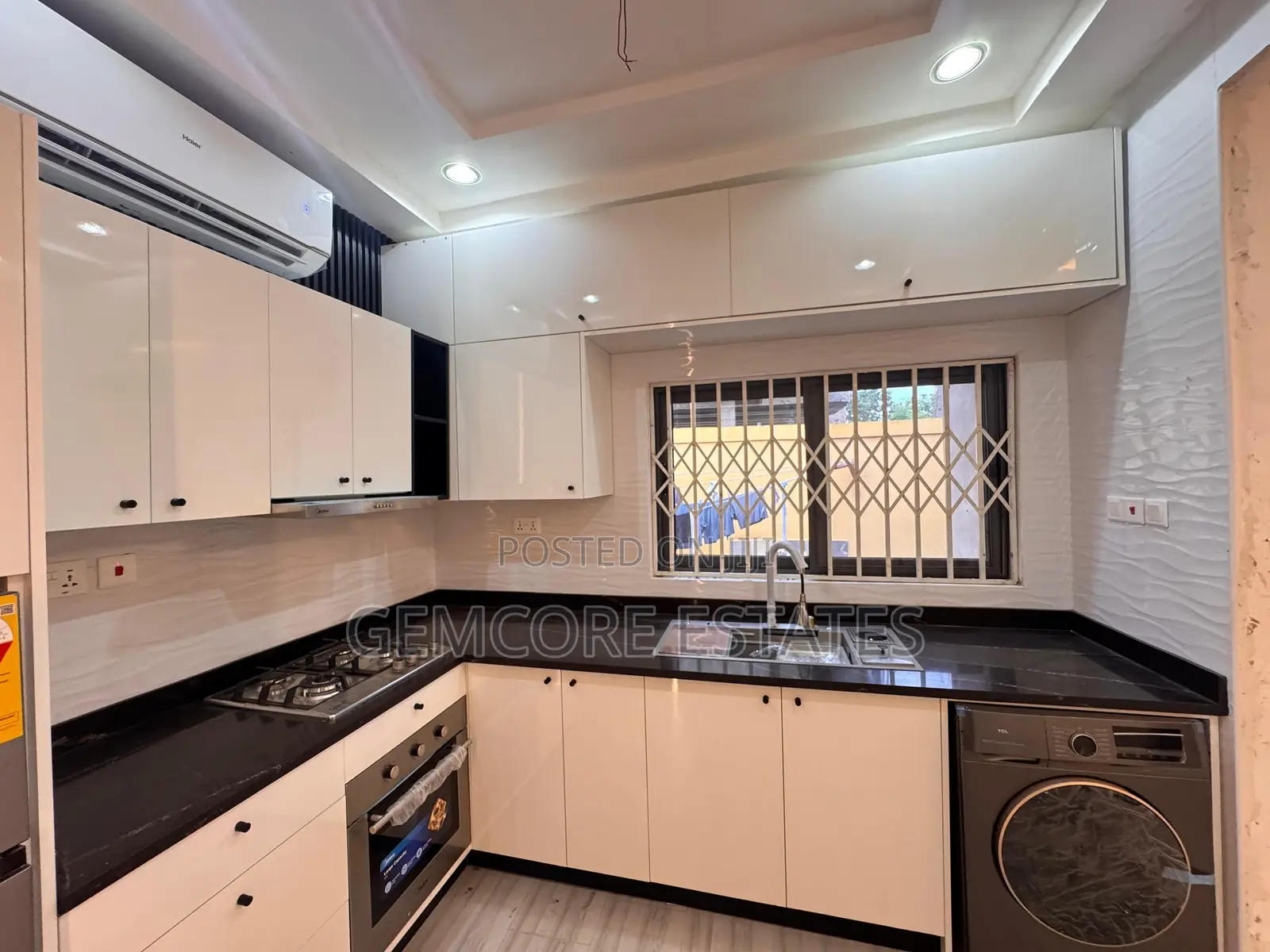 1bdrm Apartment in Adjiringanor, East Legon for rent in East Legon