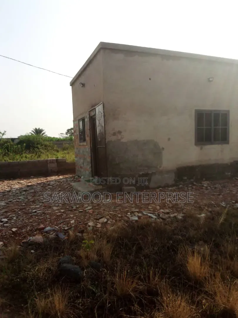 1bdrm House in Sakwood Enterprise, Danfa for sale in Danfa